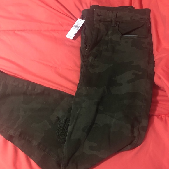 American Eagle Outfitters Denim - Camo ultra high rise jeans